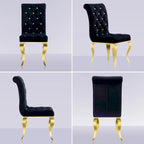 Chaises tapissées de velours avec dossier capitonné orné de cristaux et pieds cabriolets en métal miroir.