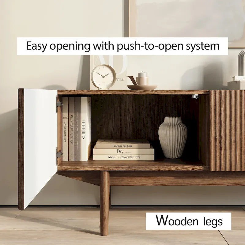 Meuble TV Kelly adapté aux téléviseurs jusqu'à 65 po avec pieds en bois, design scandinave moderne du milieu du siècle