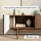 Meuble TV Kelly adapté aux téléviseurs jusqu'à 65 po avec pieds en bois, design scandinave moderne du milieu du siècle