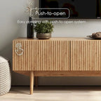 Meuble TV Kelly adapté aux téléviseurs jusqu'à 65 po avec pieds en bois, design scandinave moderne du milieu du siècle