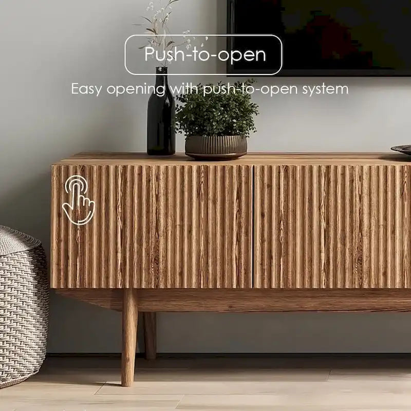 Meuble TV Kelly adapté aux téléviseurs jusqu'à 65 po avec pieds en bois, design scandinave moderne du milieu du siècle