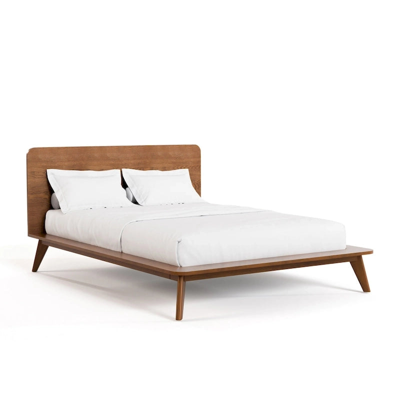 Beau lit plateforme en bois bas de style mid-century